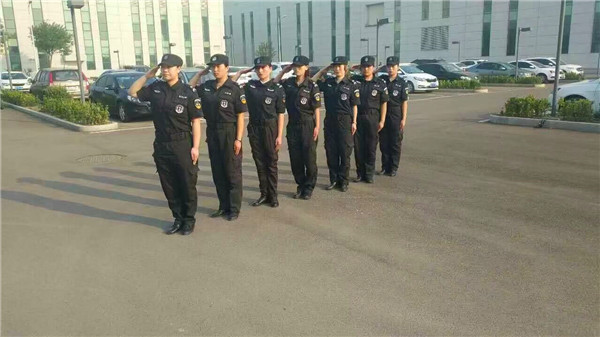 到高檔小區(qū)做保安需要注意什么？